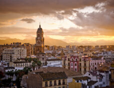 iStock_000012726769_Double_Malaga_low