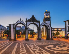 iStock-869322106_PontaDelgada2_low