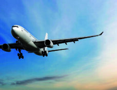 shutterstock_3047729_Flugzeug_low