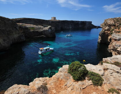 Blaue Lagune von Comino