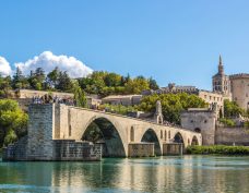 Saint Benezet bridge in Avignon_frankreich