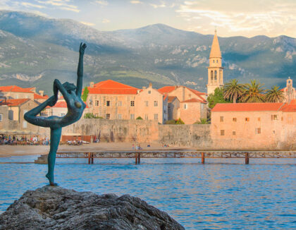 Budva mit Ballerina