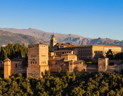 Alhambra (verdensarv), Granada